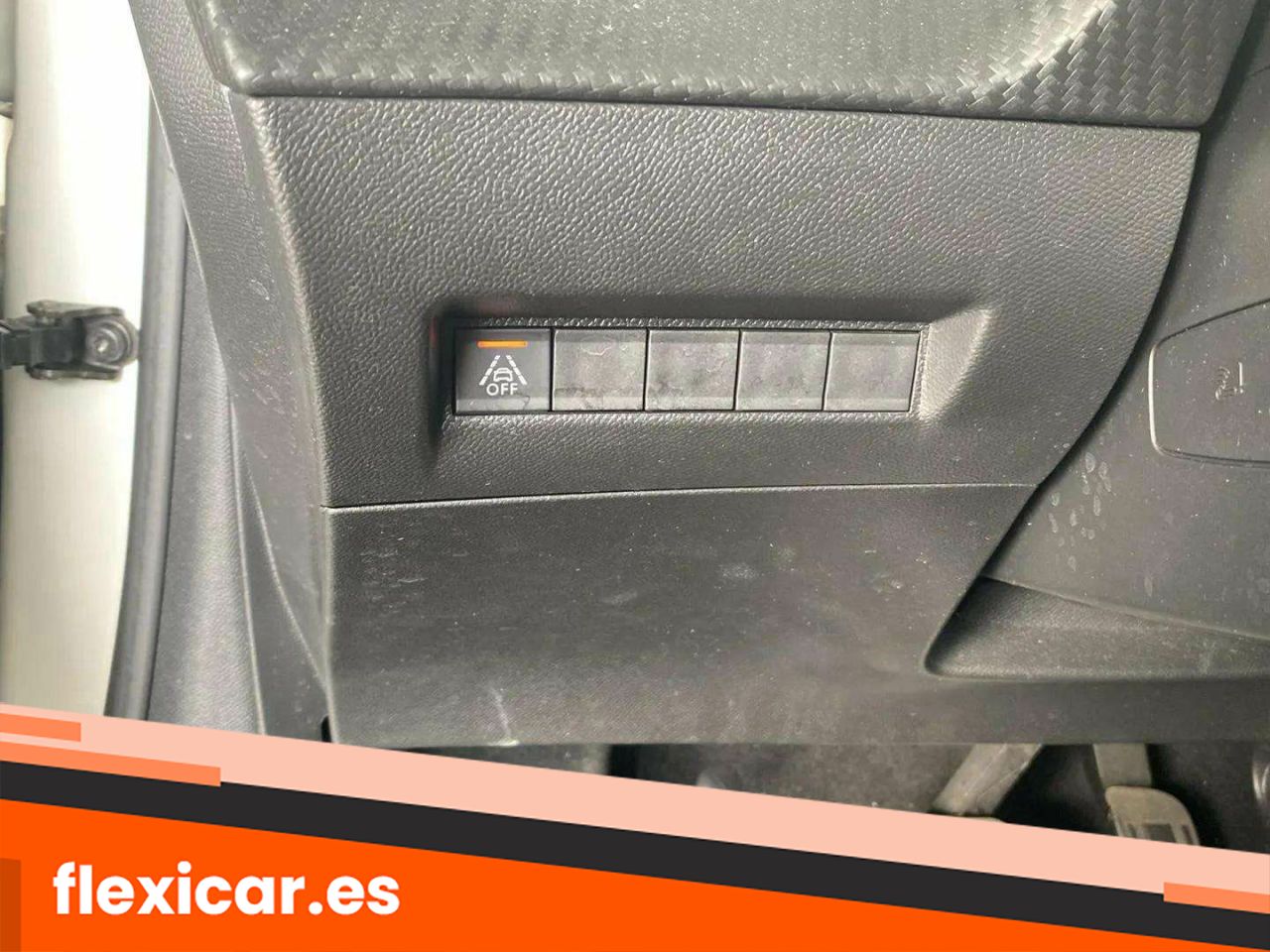 Foto Peugeot 208 17