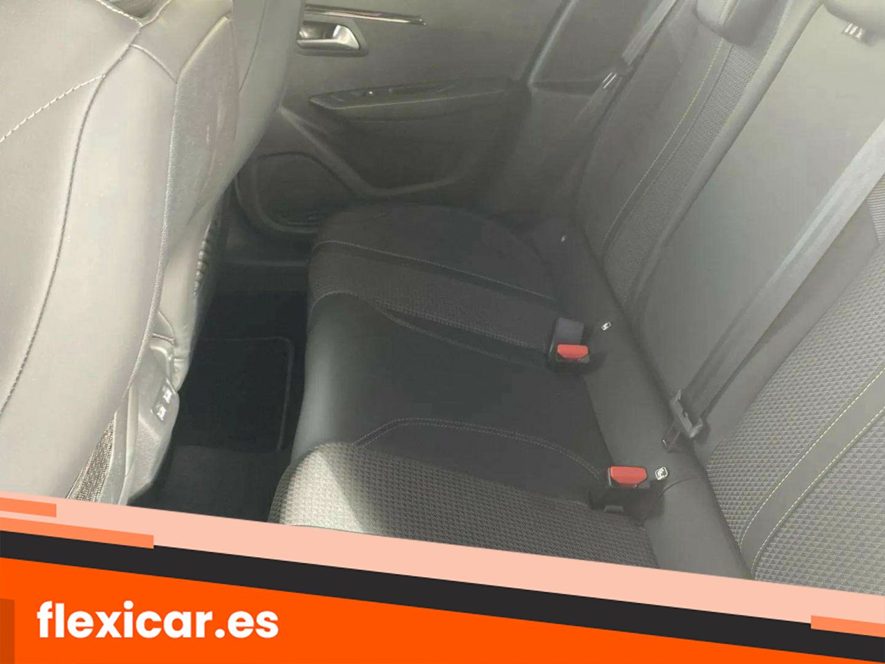 Foto Peugeot 208 28