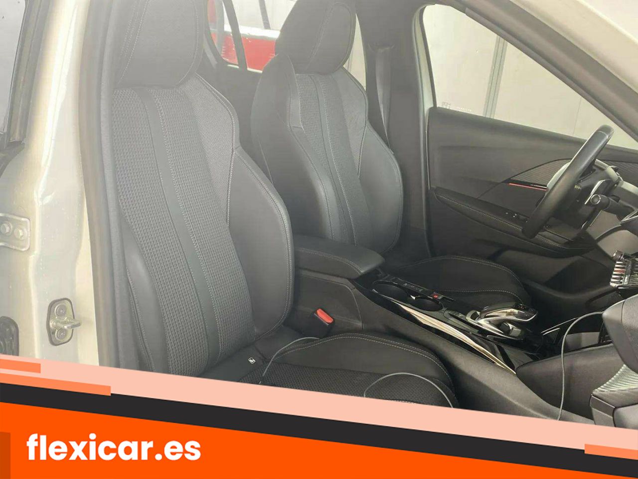 Foto Peugeot 208 29