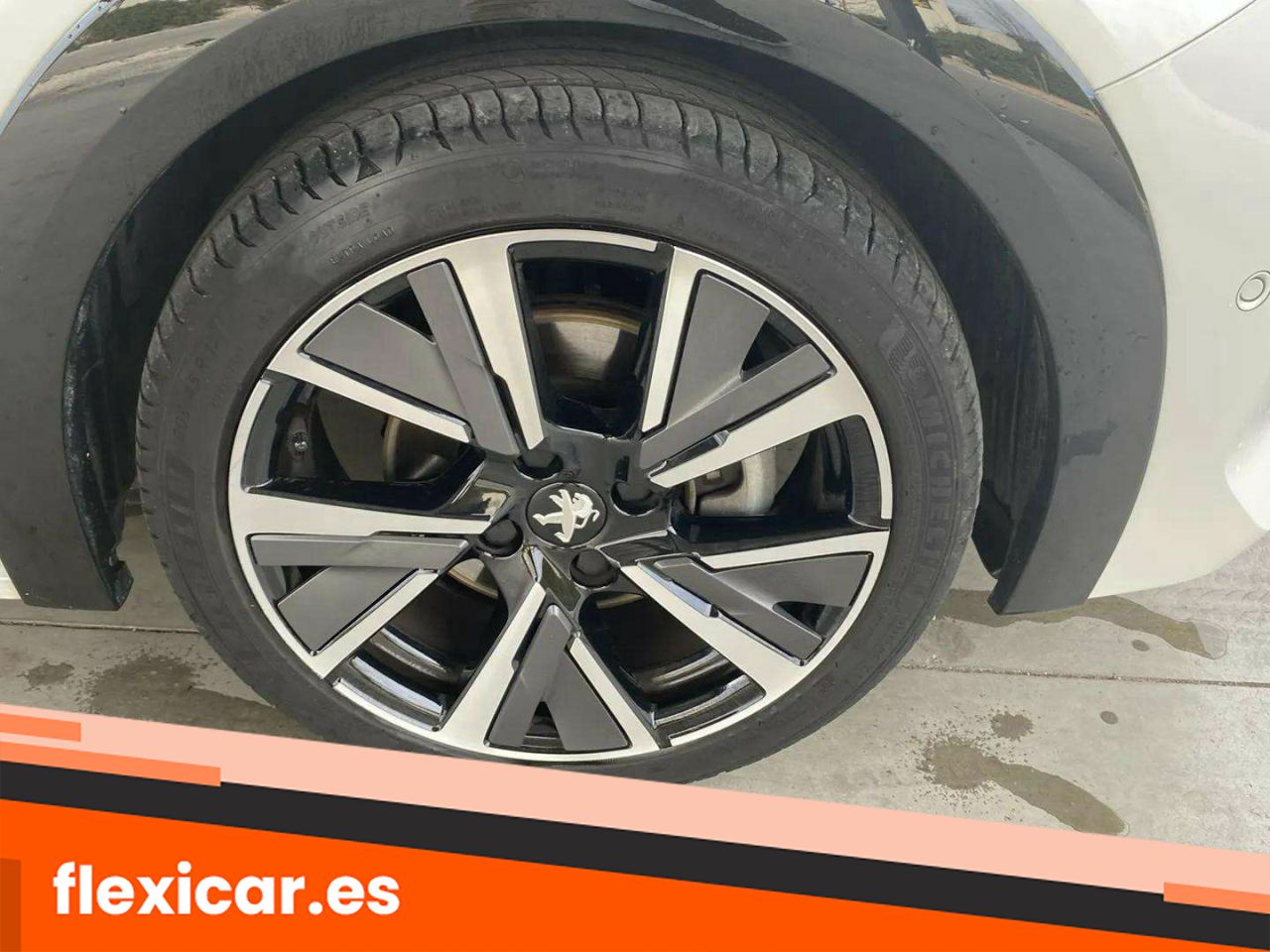 Foto Peugeot 208 31