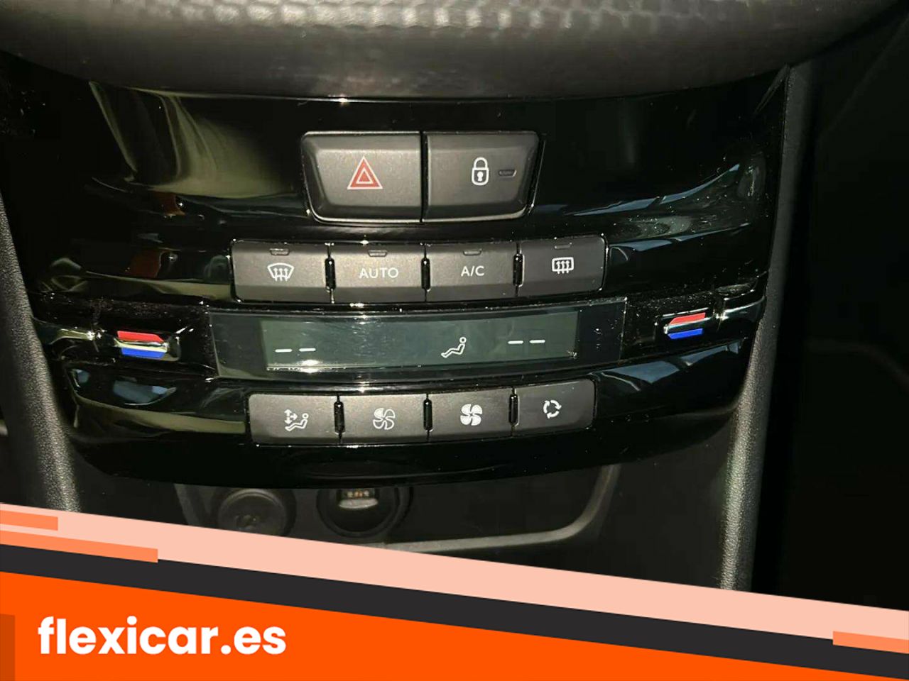 Foto Peugeot 2008 23