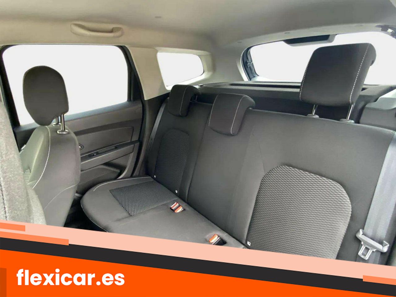 Foto Dacia Duster 23