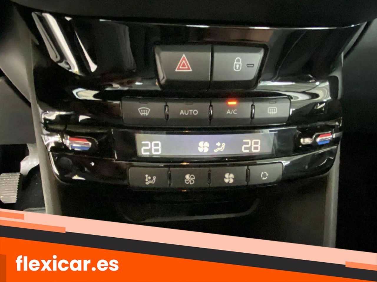 Foto Peugeot 208 19