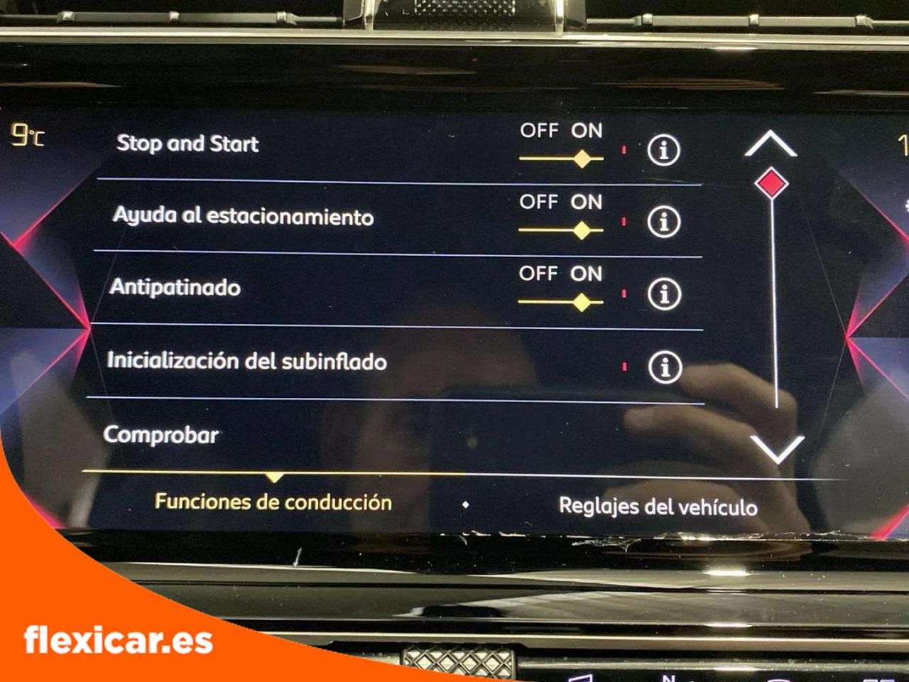 Foto DS Automobiles DS 7 Crossback 32