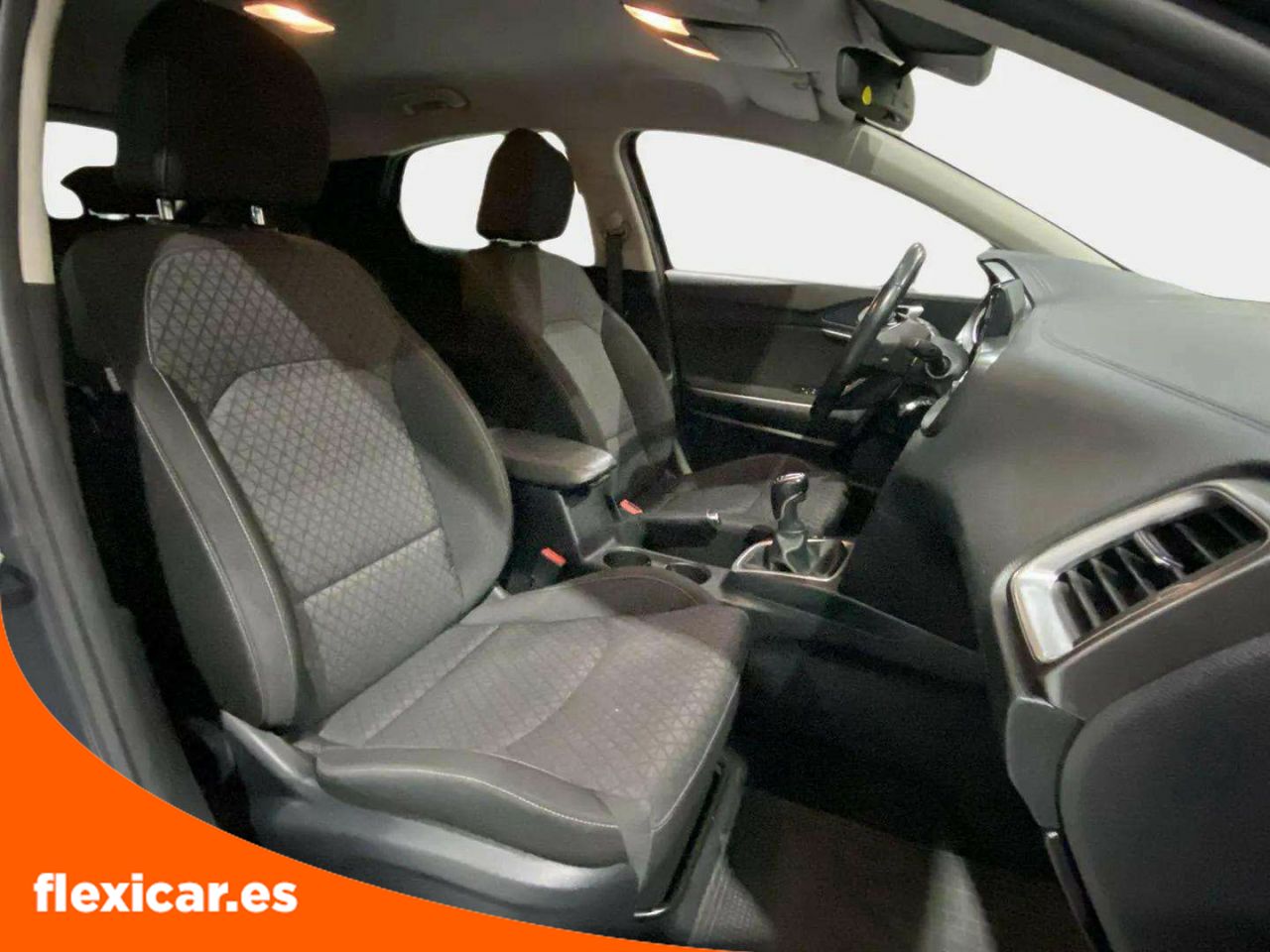 Foto Kia XCeed 12