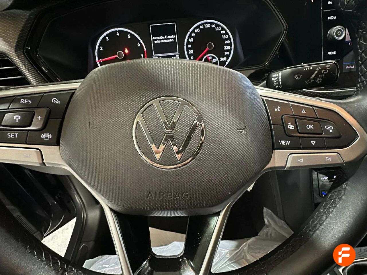 Foto Volkswagen T-Cross 21