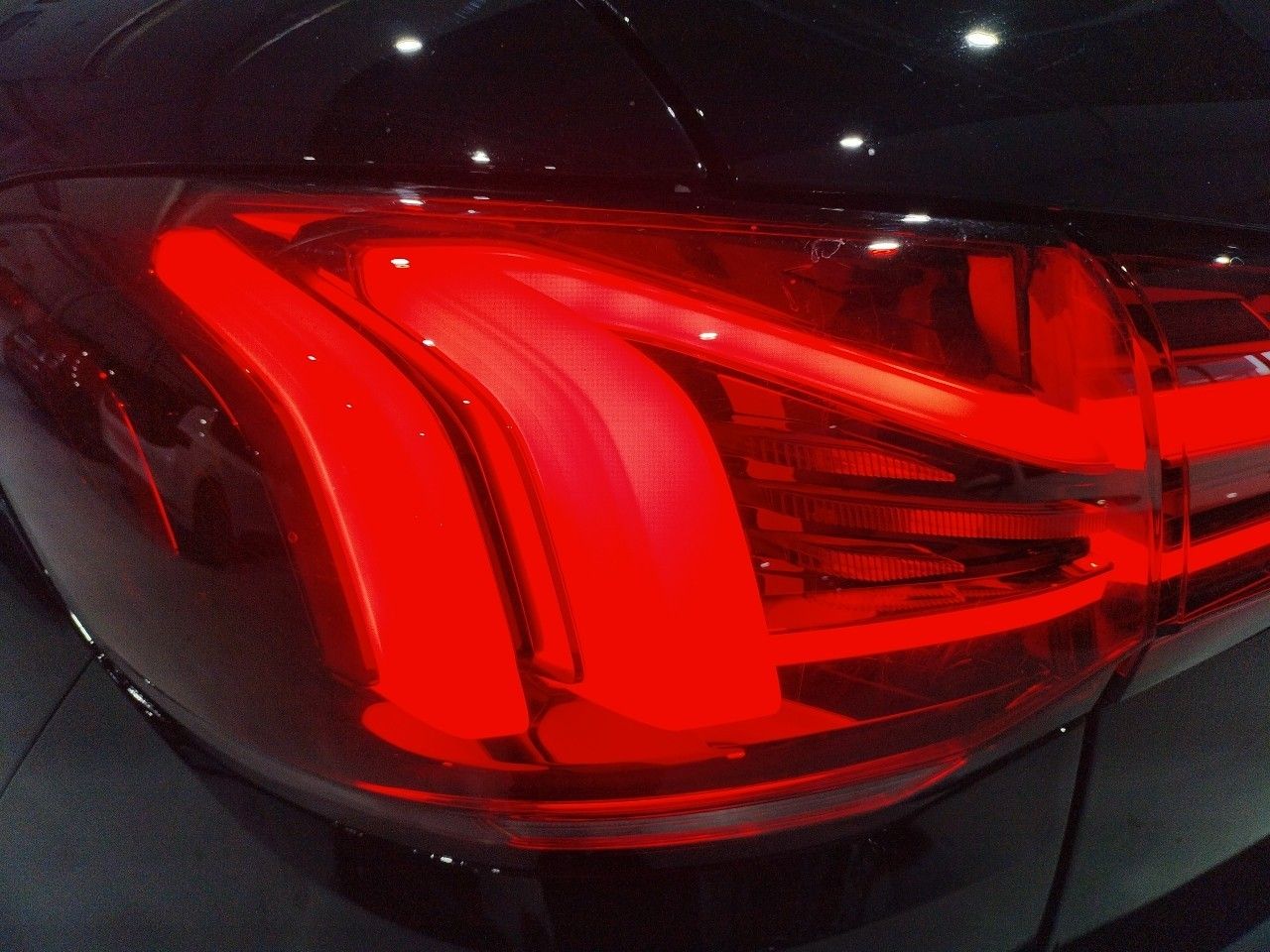 Foto MG HS 28