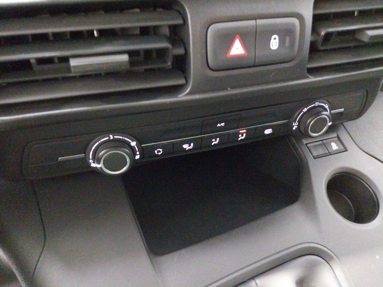 Foto Citroën Berlingo 20