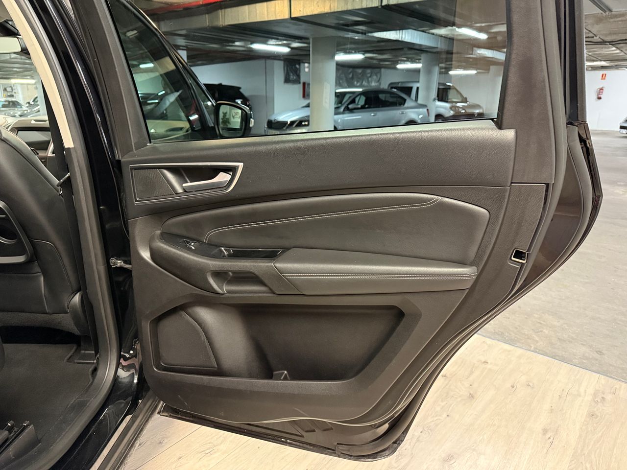 Foto Ford Galaxy 10
