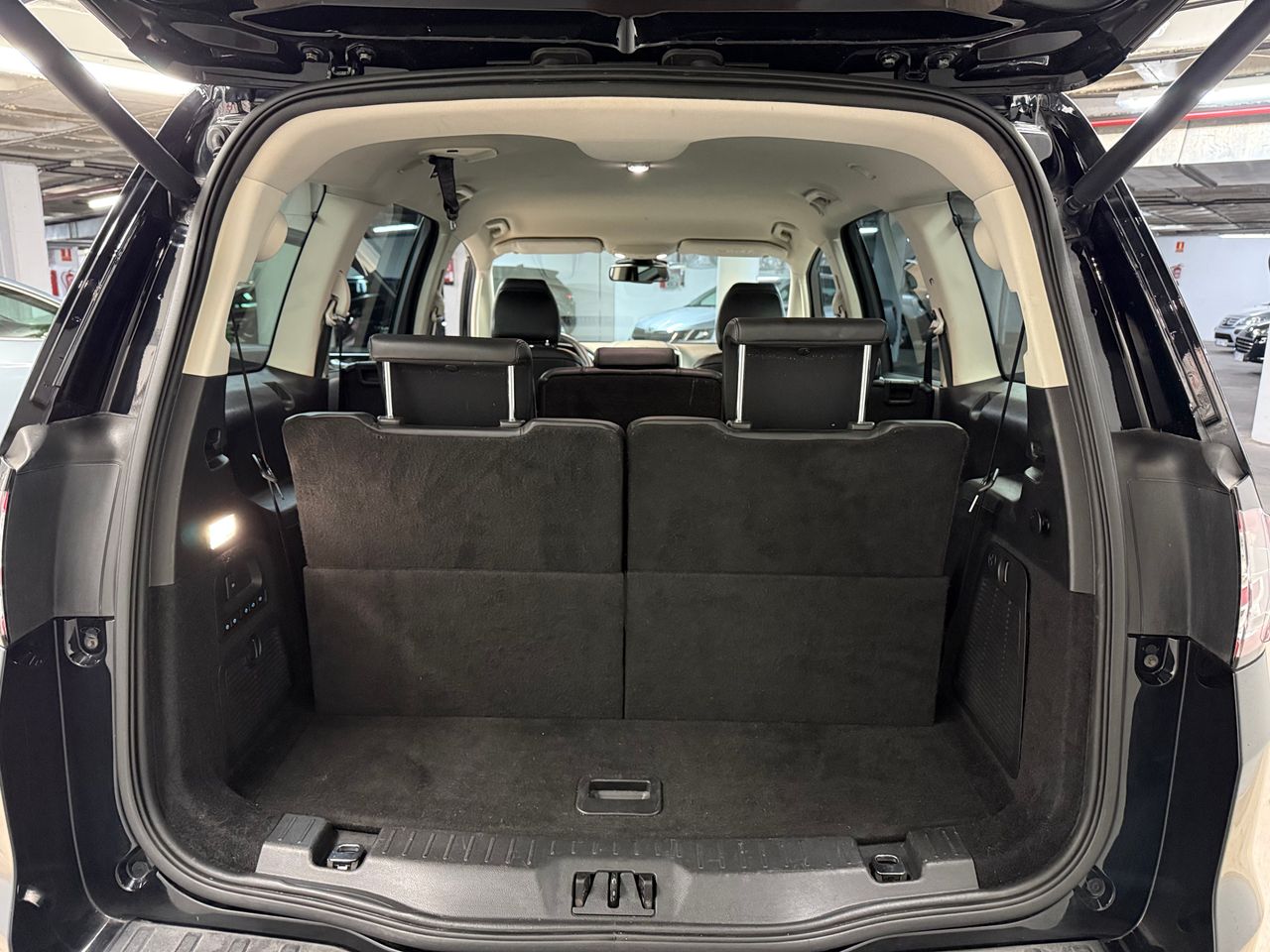 Foto Ford Galaxy 12