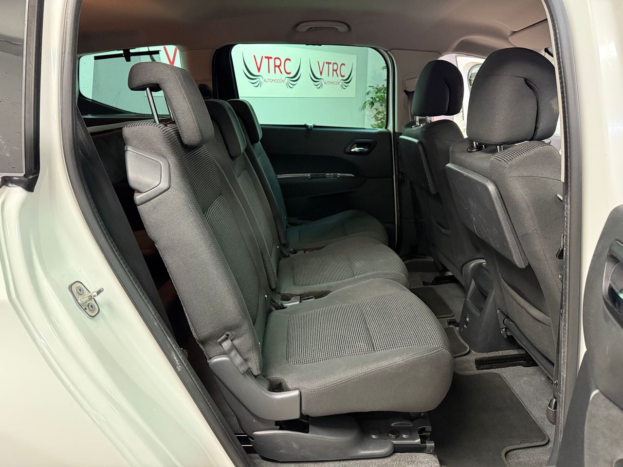 Foto Peugeot 5008 15