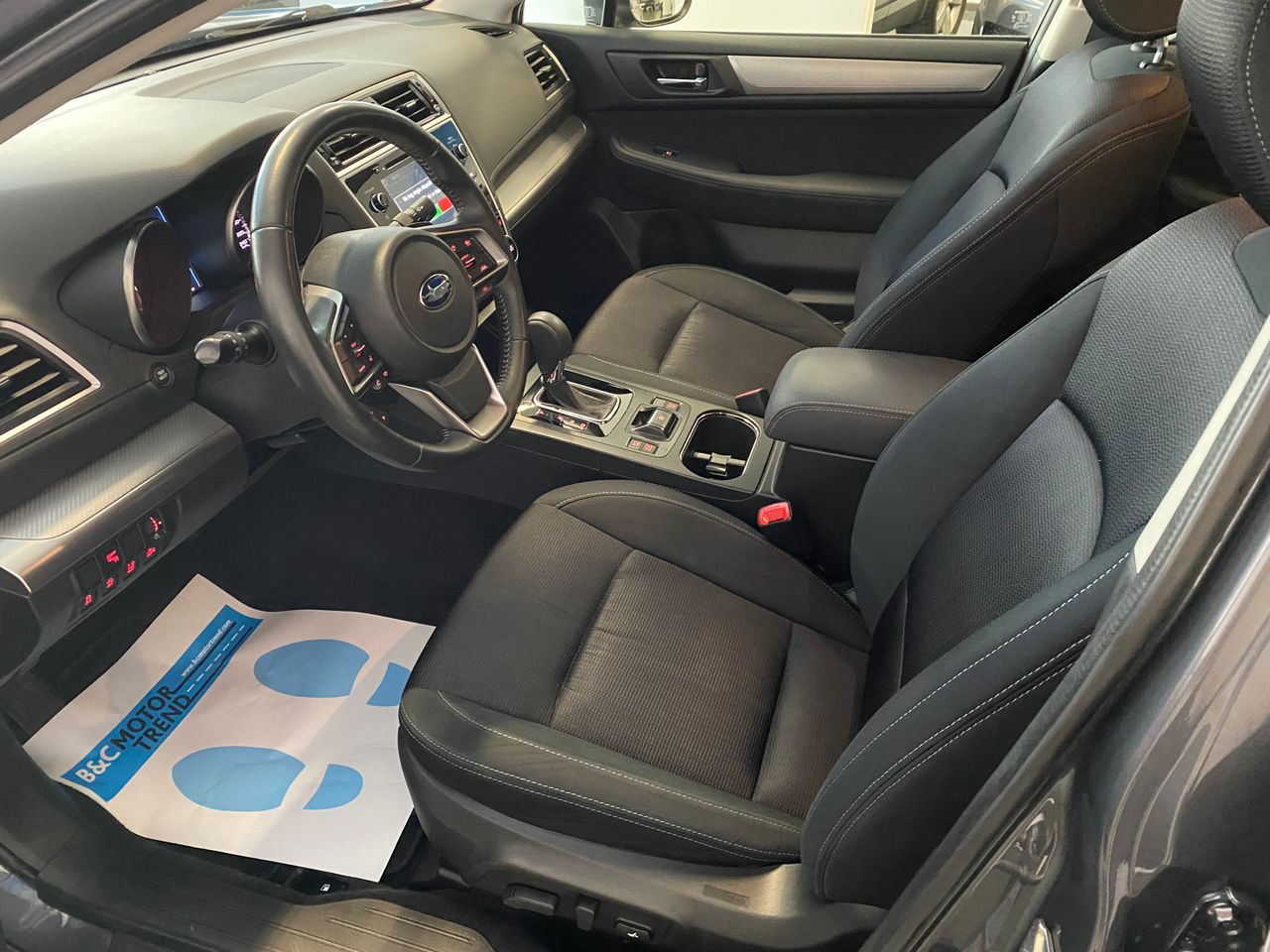 Foto Subaru Outback 2