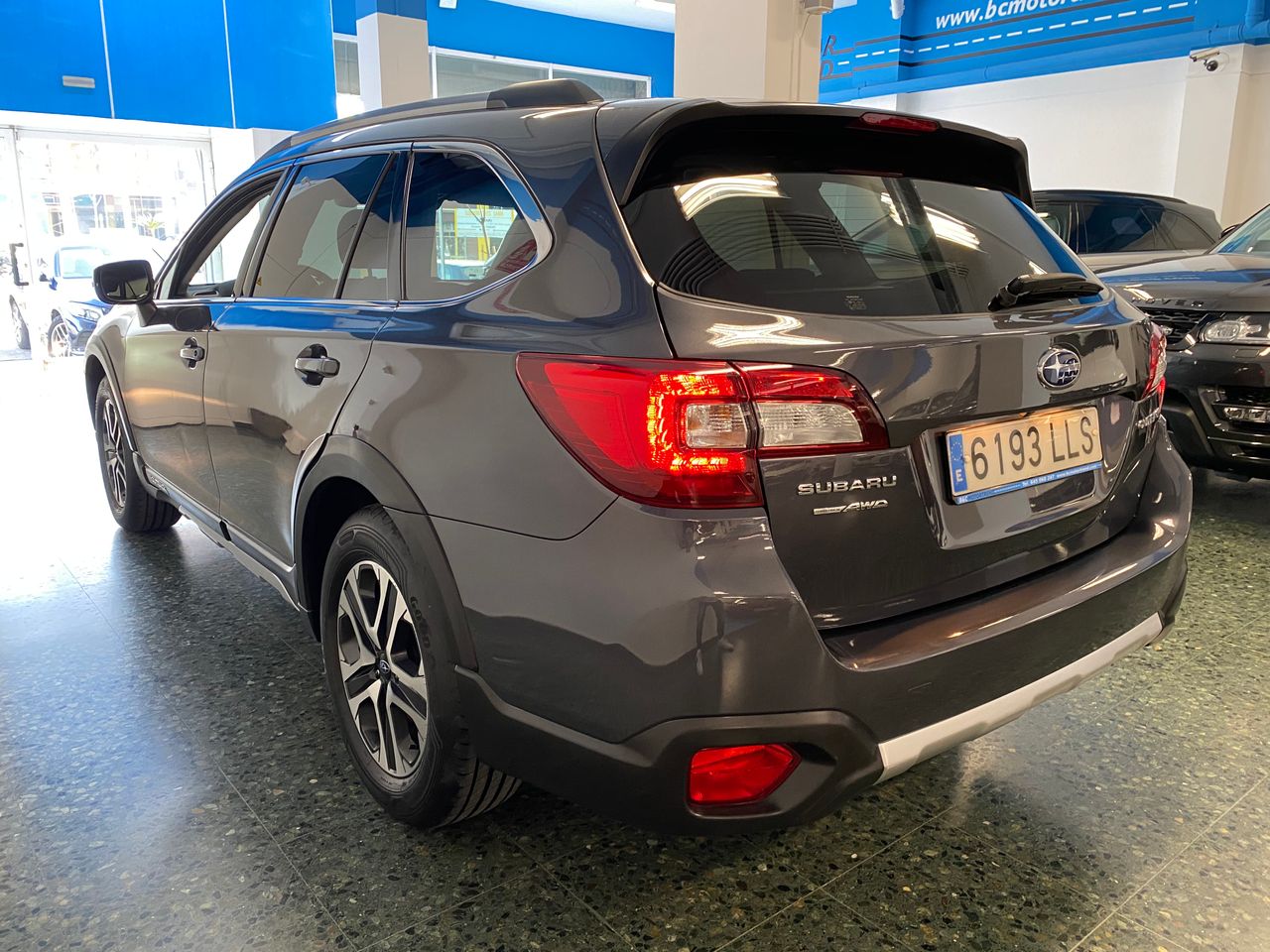 Foto Subaru Outback 17
