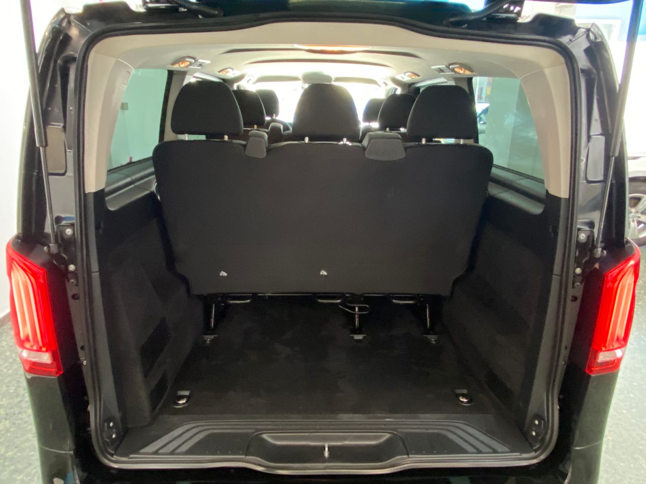 Foto Mercedes-Benz Vito 8