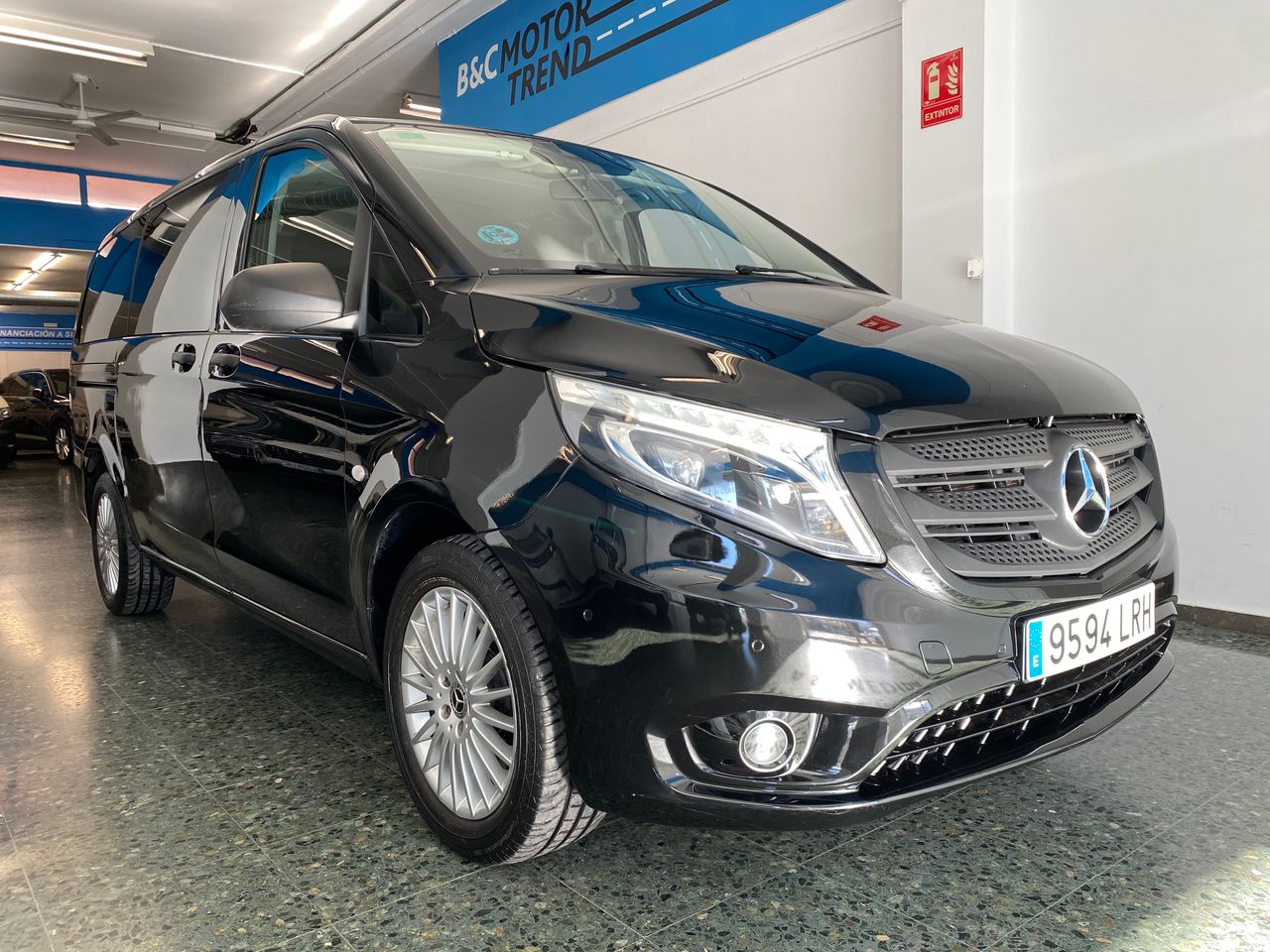 Foto Mercedes-Benz Vito 9