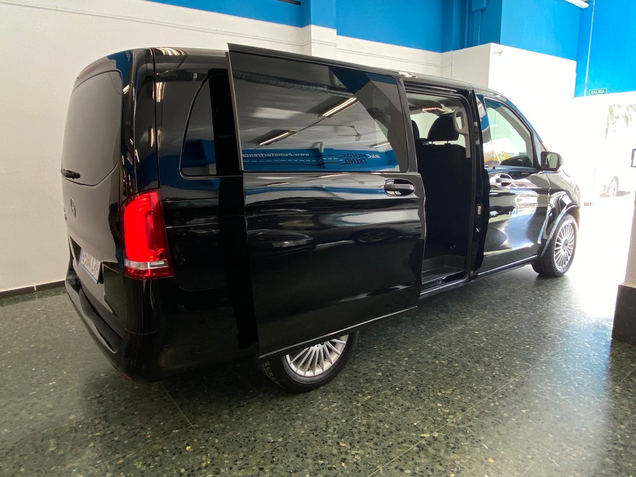 Foto Mercedes-Benz Vito 19