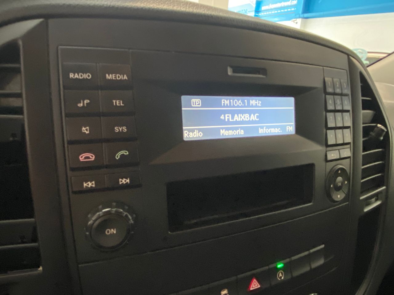 Foto Mercedes-Benz Vito 25