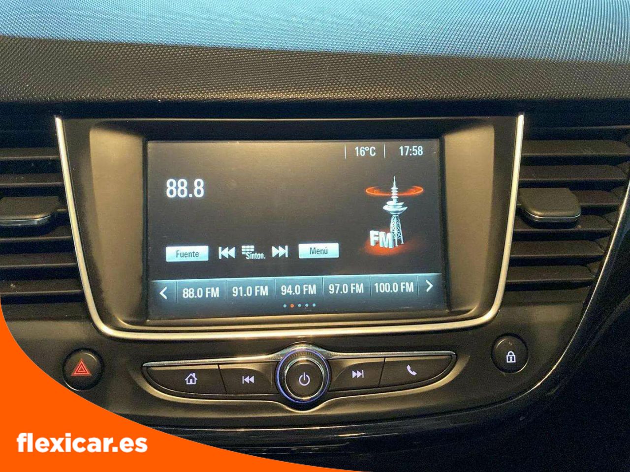 Foto Opel Crossland X 15