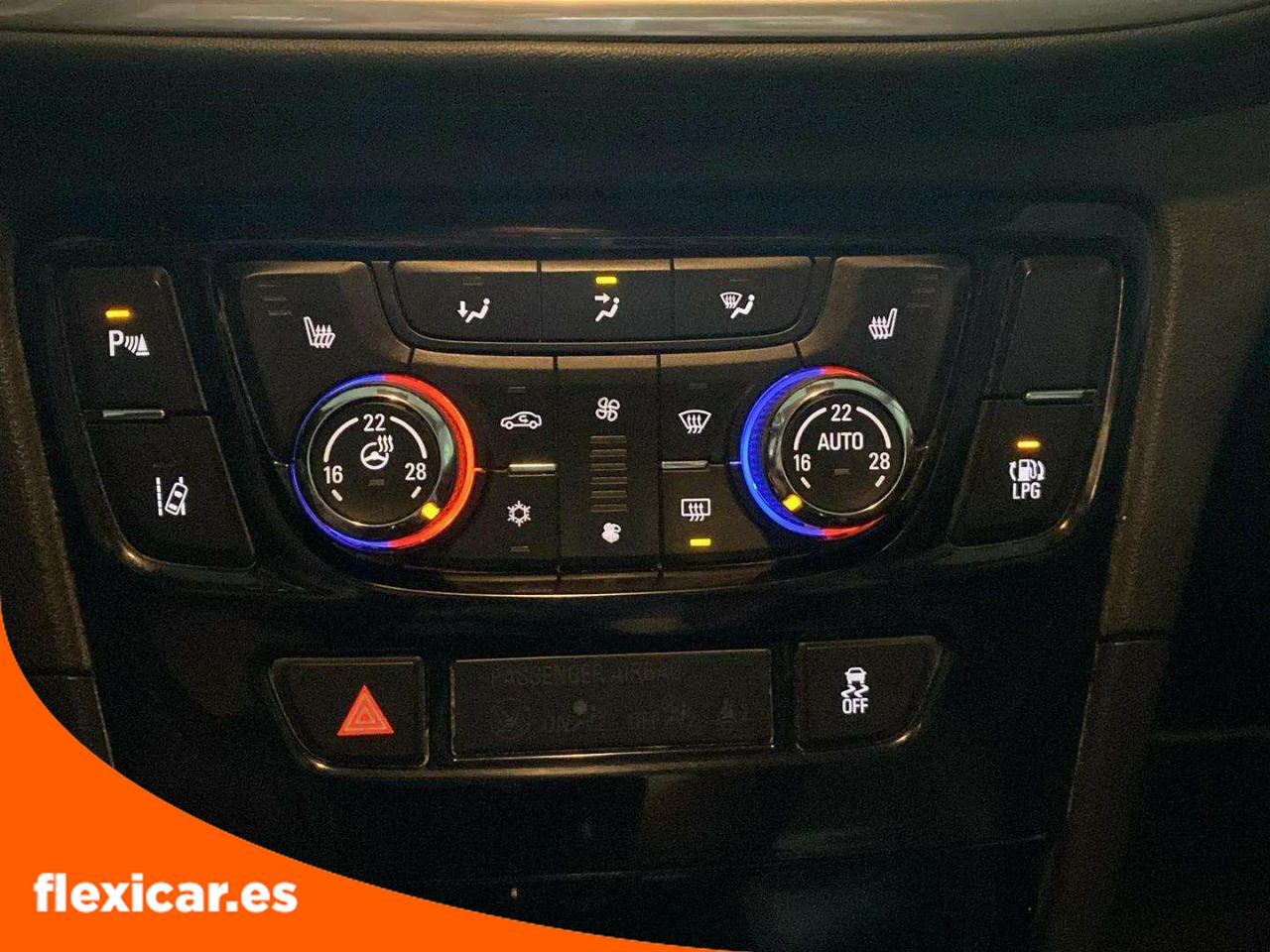 Foto Opel Mokka X 18
