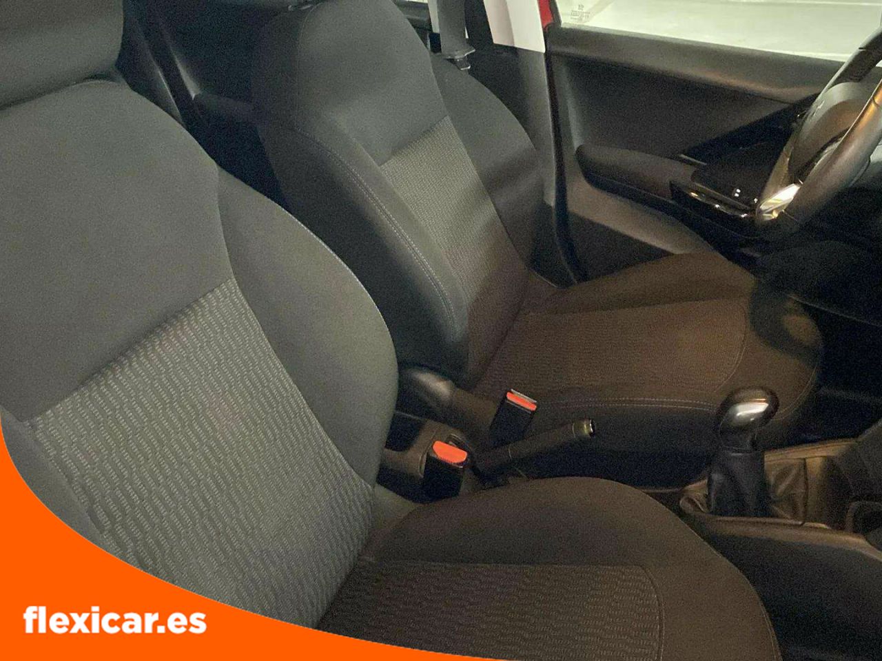 Foto Peugeot 208 22
