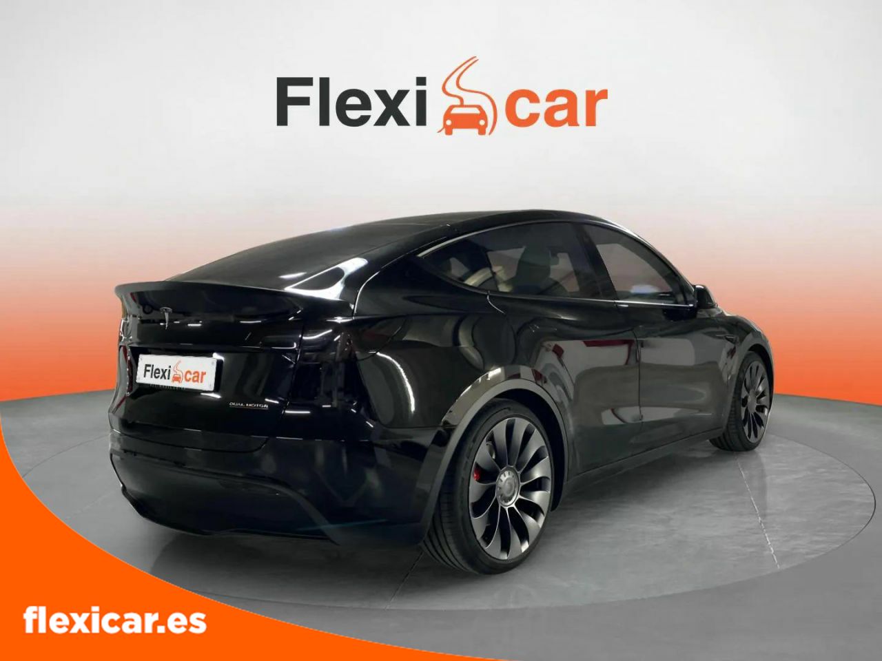 Foto Tesla Model Y 8