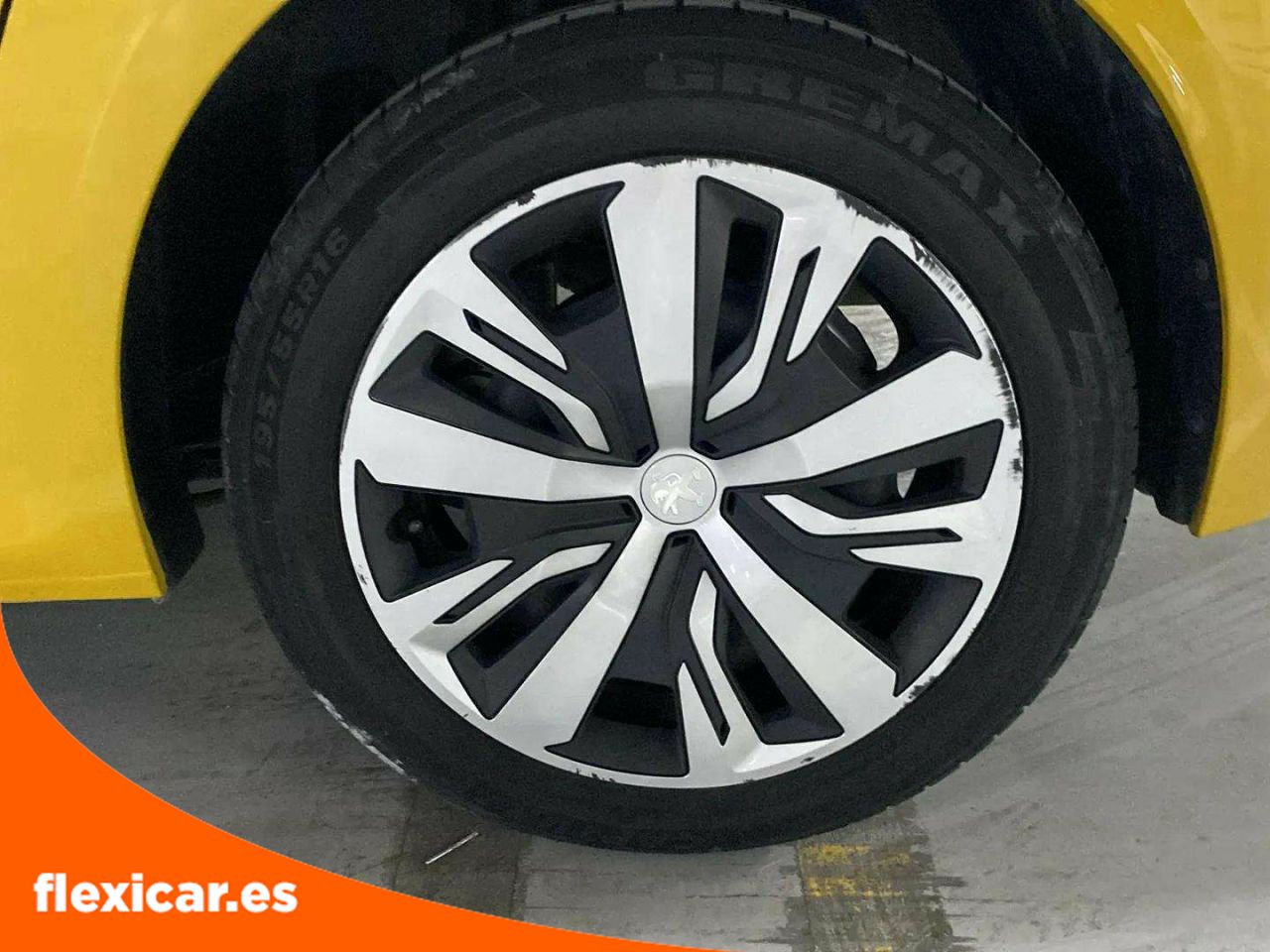 Foto Peugeot 208 29