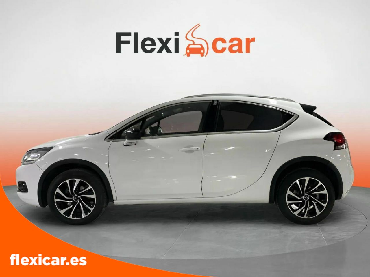 Foto DS Automobiles DS 4 4