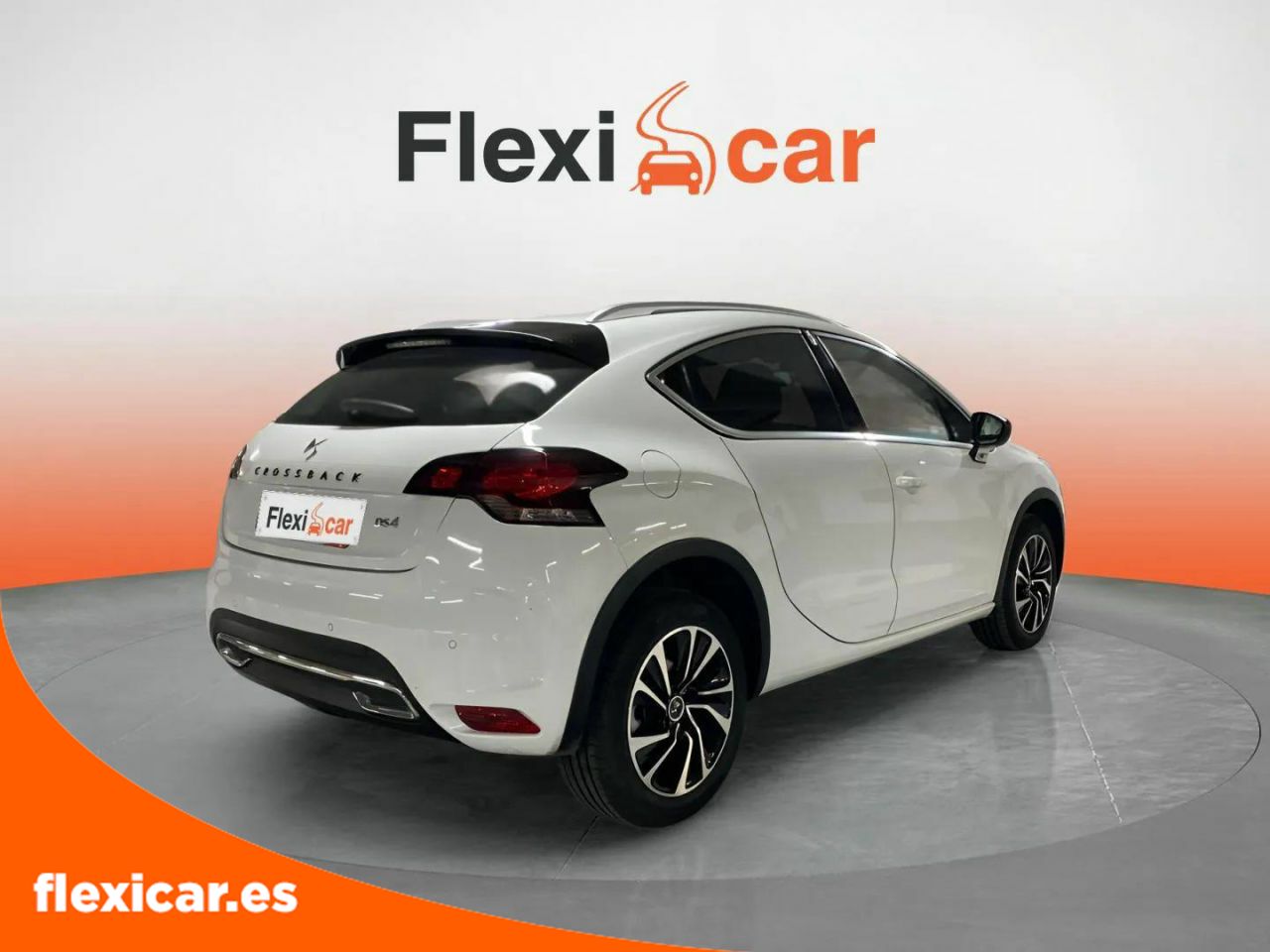Foto DS Automobiles DS 4 8