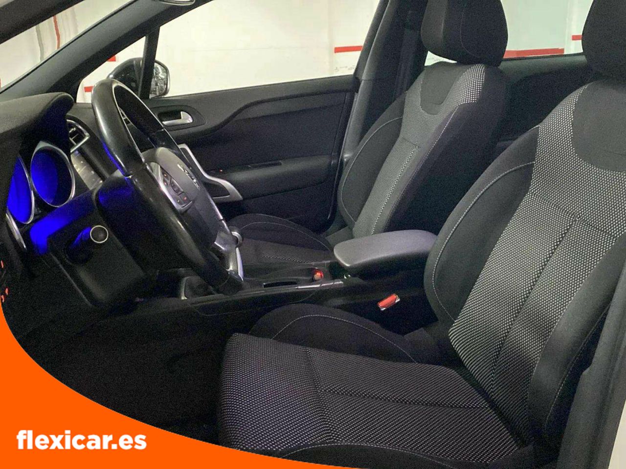 Foto DS Automobiles DS 4 21