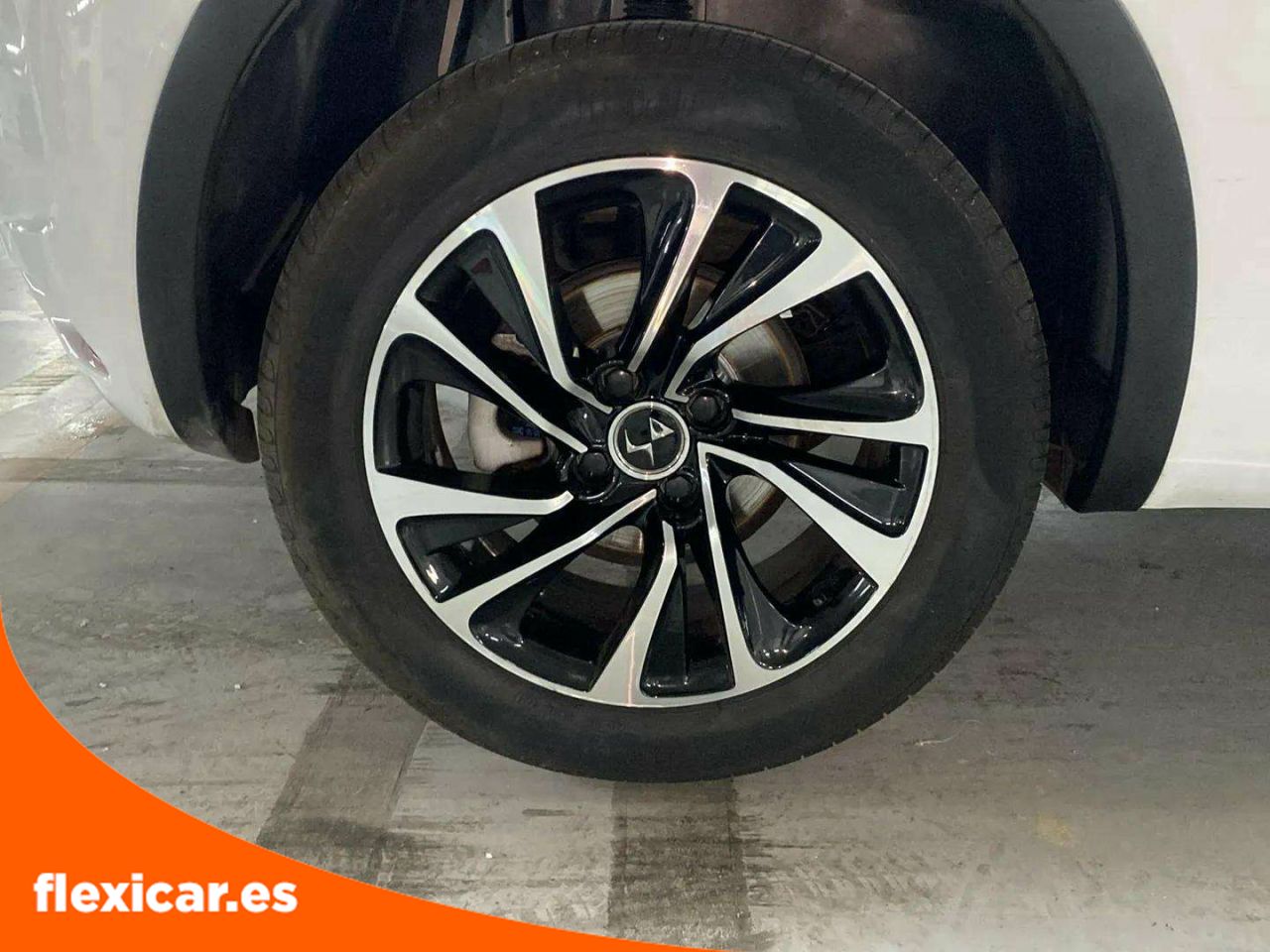 Foto DS Automobiles DS 4 28
