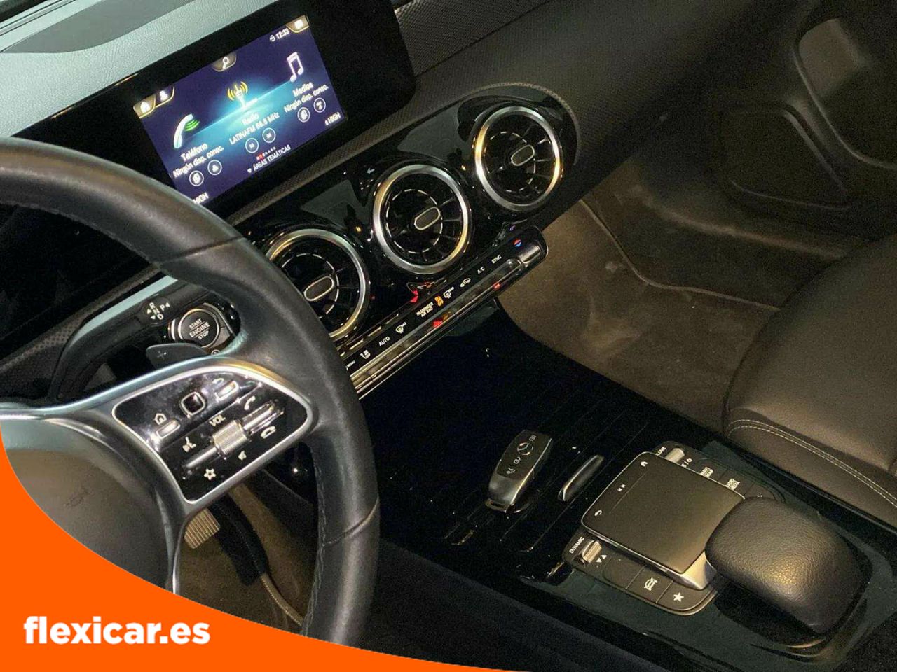 Foto Mercedes-Benz Clase CLA 19