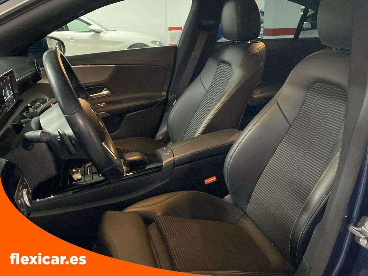Foto Mercedes-Benz Clase CLA 22