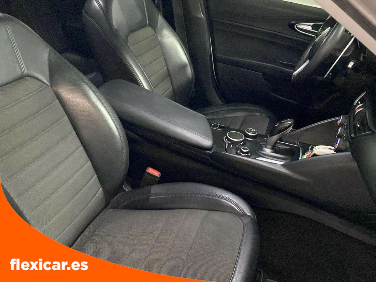 Foto Alfa Romeo Giulia 21