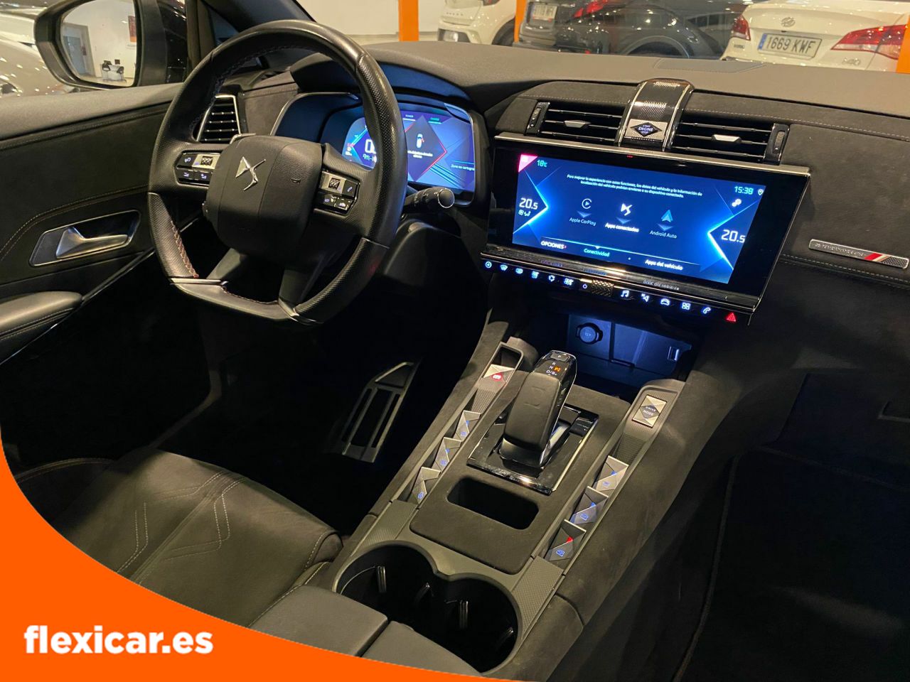Foto DS Automobiles DS 7 Crossback 31