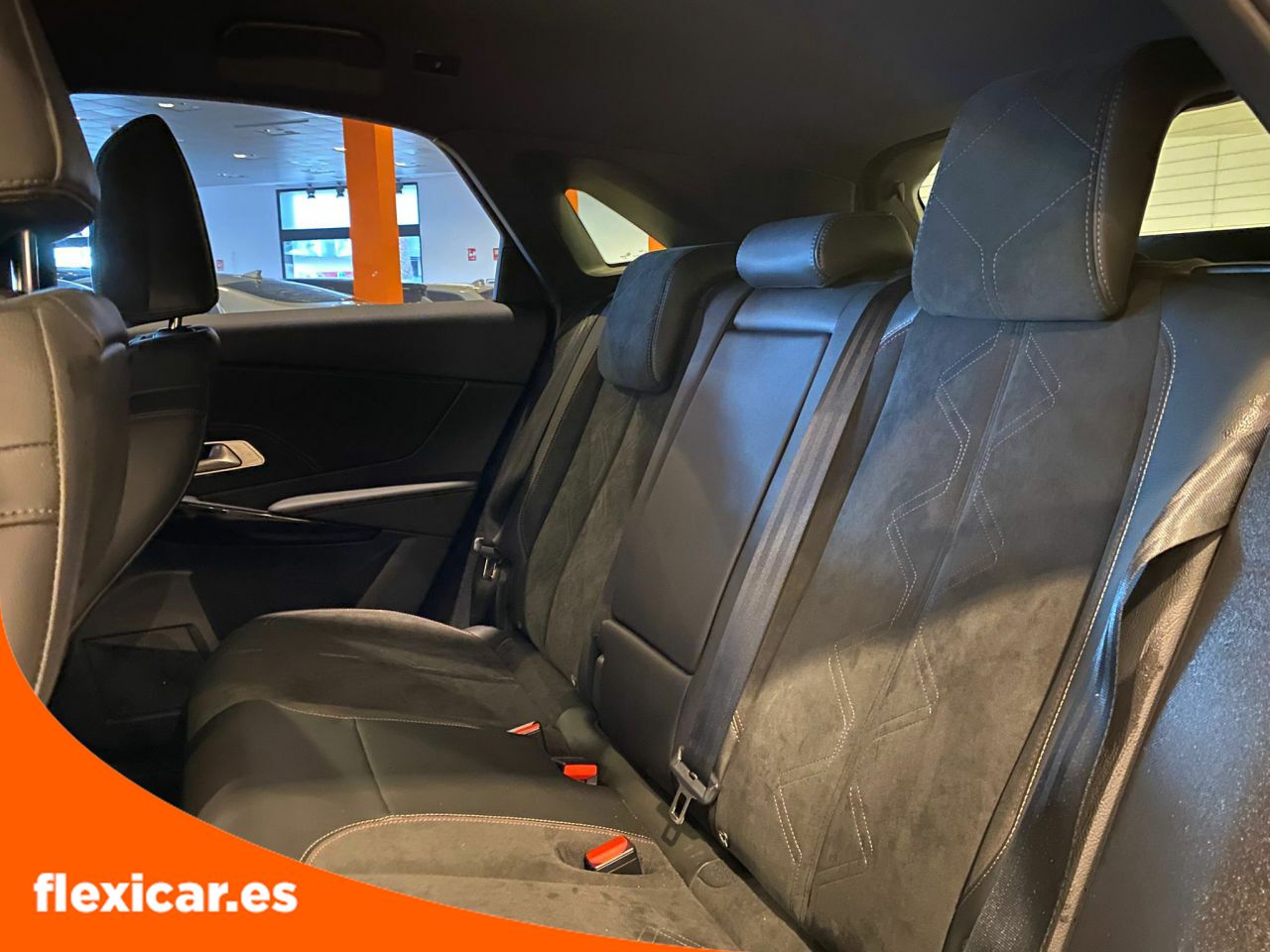Foto DS Automobiles DS 7 Crossback 32