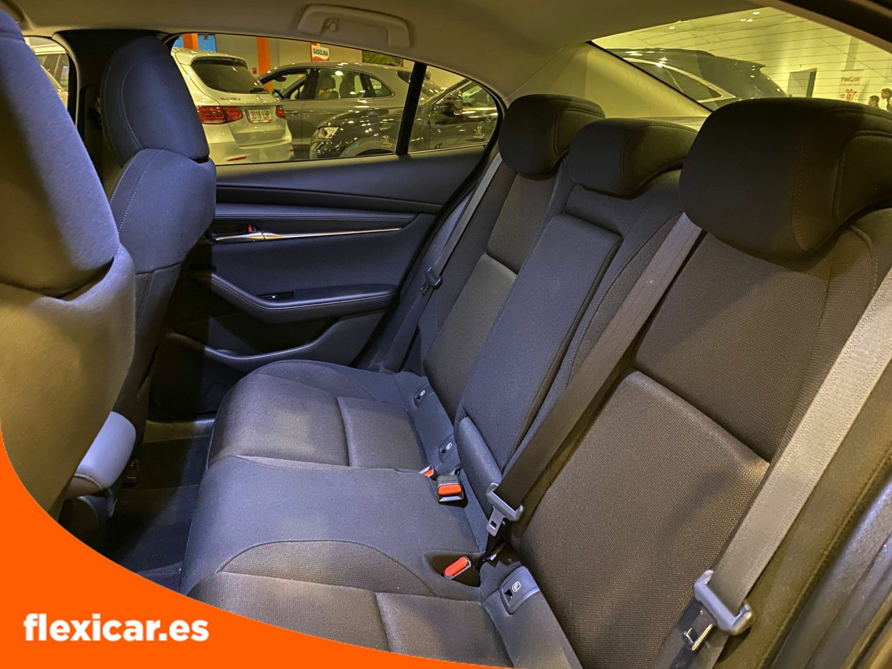 Foto Mazda Mazda3 28