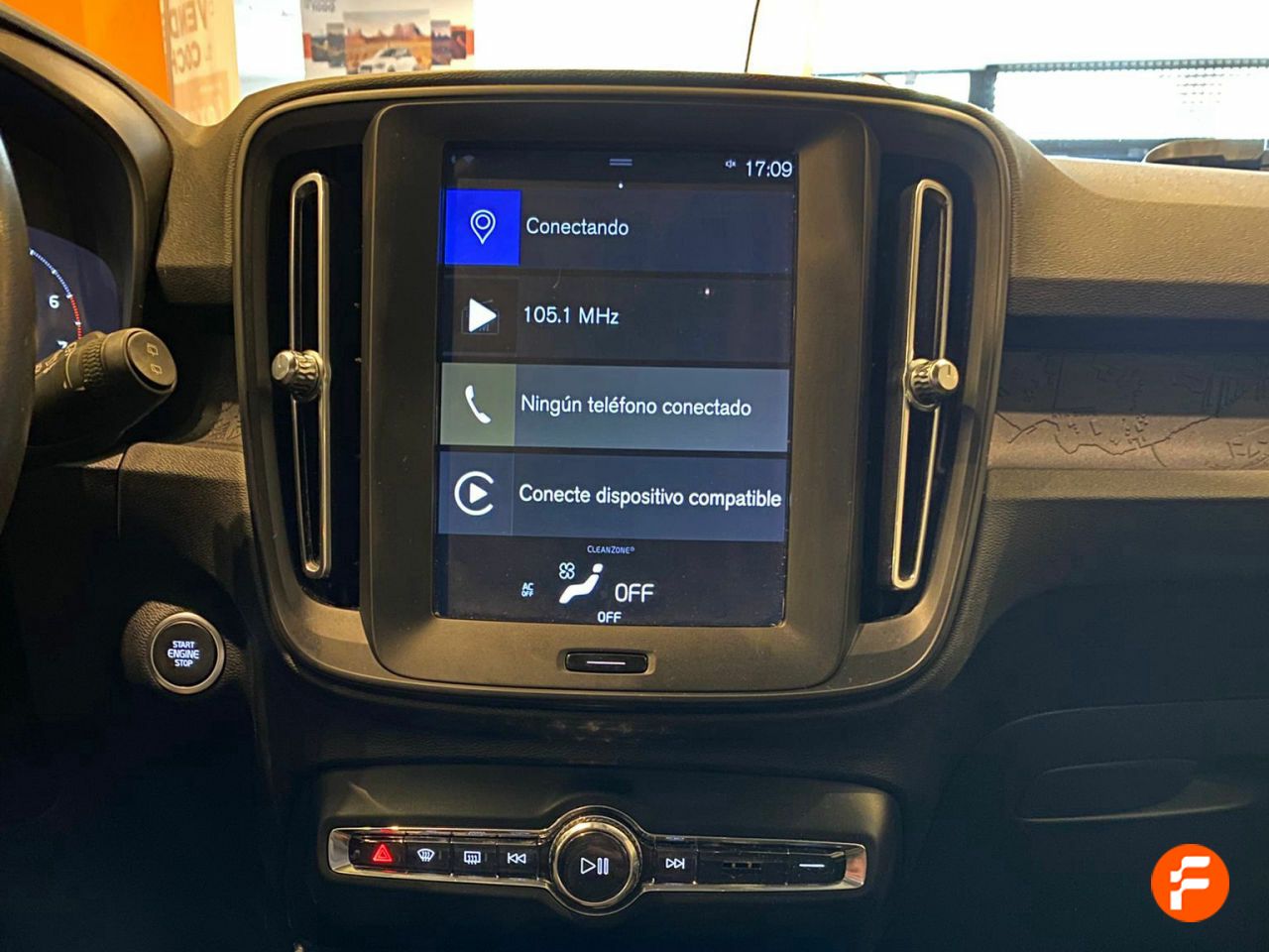 Foto Volvo XC40 24