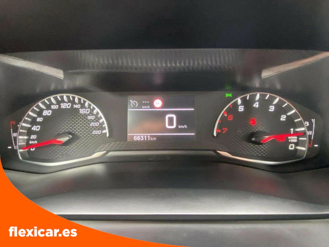 Foto Peugeot 208 10