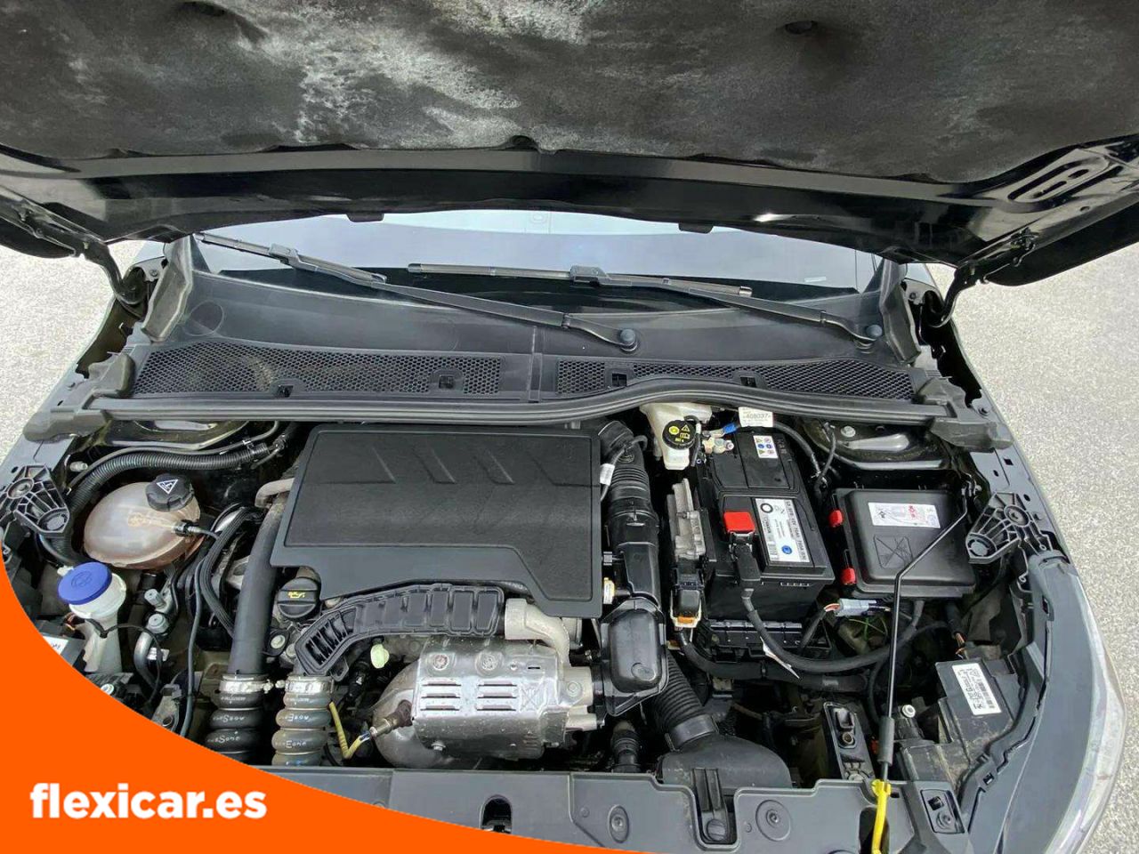 Foto Peugeot 208 16