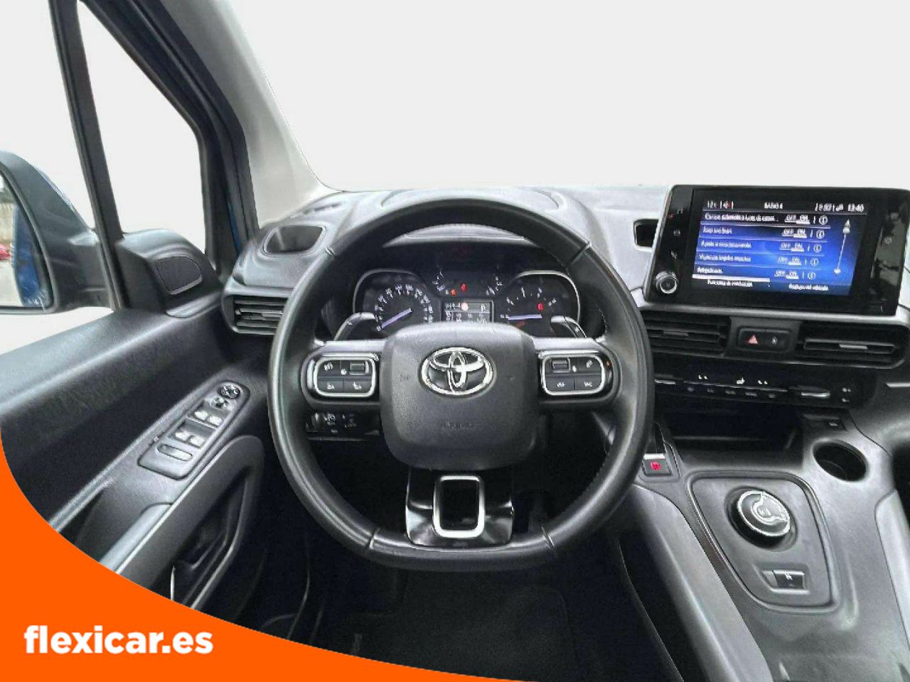 Foto Toyota Proace 12