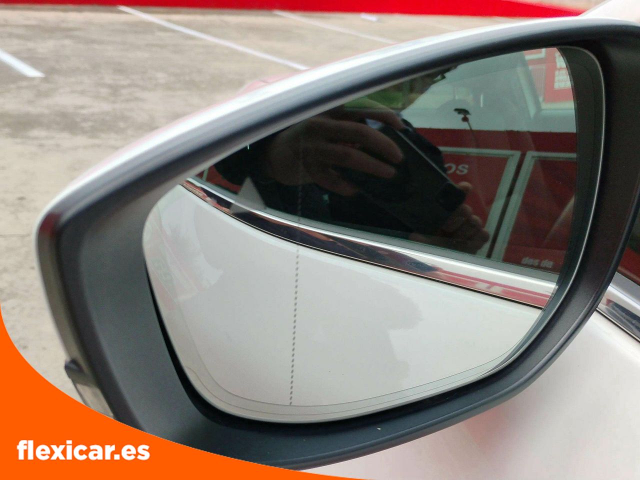 Foto Mazda CX-30 21