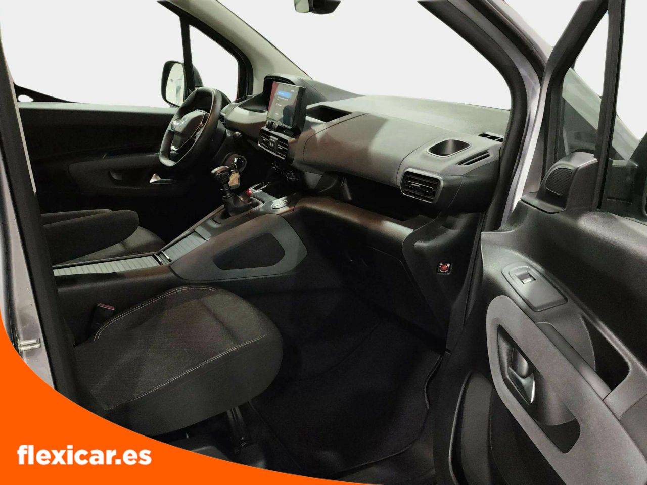 Foto Peugeot Rifter 11
