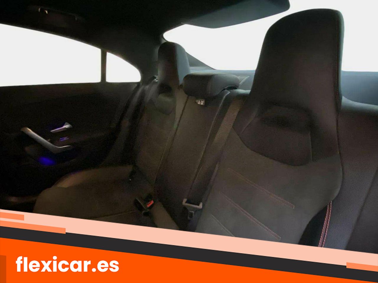 Foto Mercedes-Benz Clase CLA 11