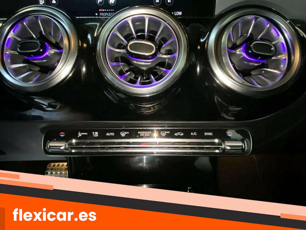 Foto Mercedes-Benz Clase CLA 13
