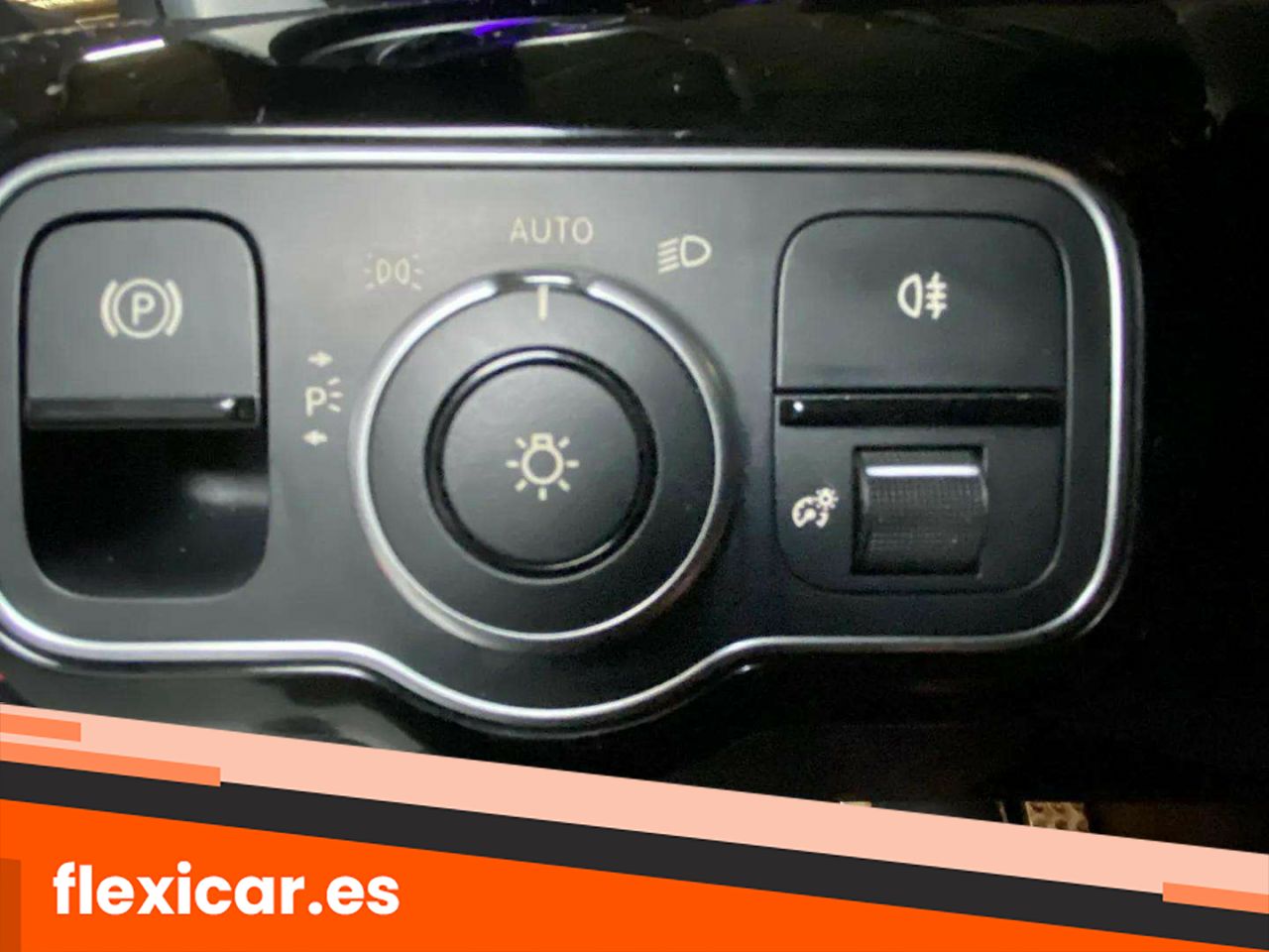 Foto Mercedes-Benz Clase CLA 21