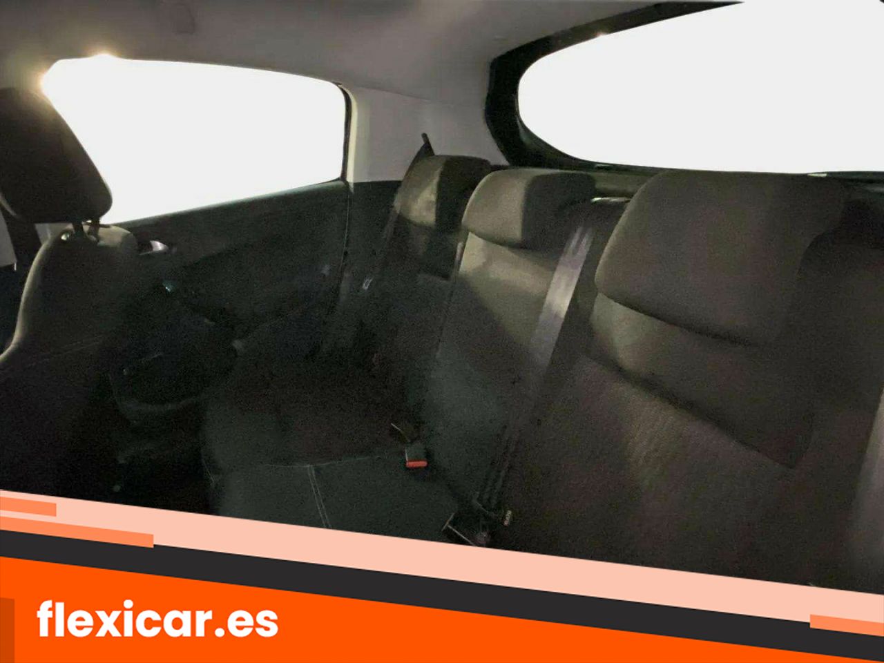 Foto Peugeot 208 11