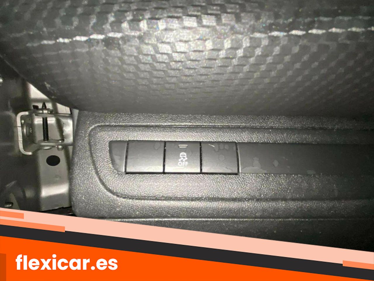 Foto Peugeot 208 18