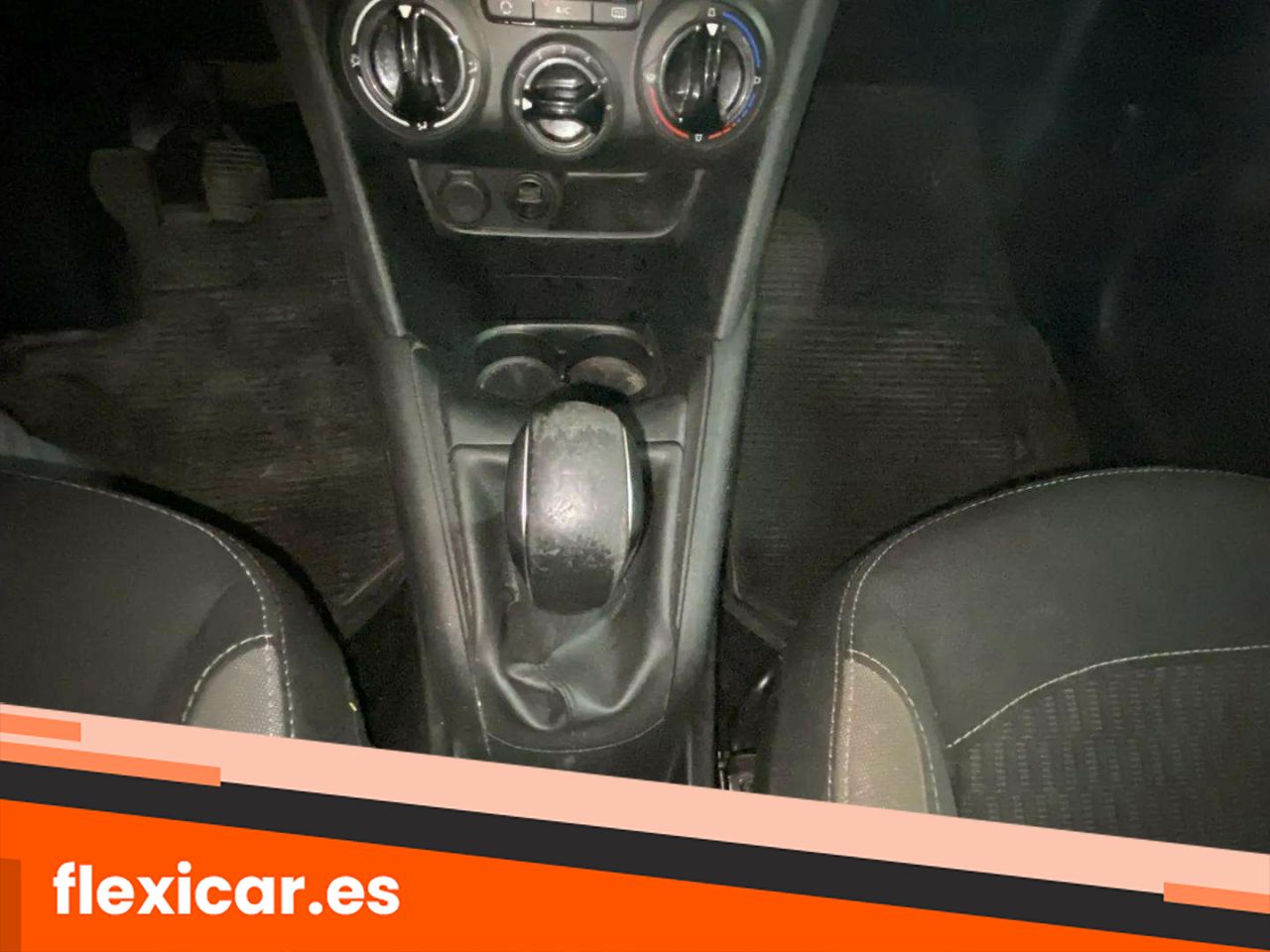 Foto Peugeot 208 25