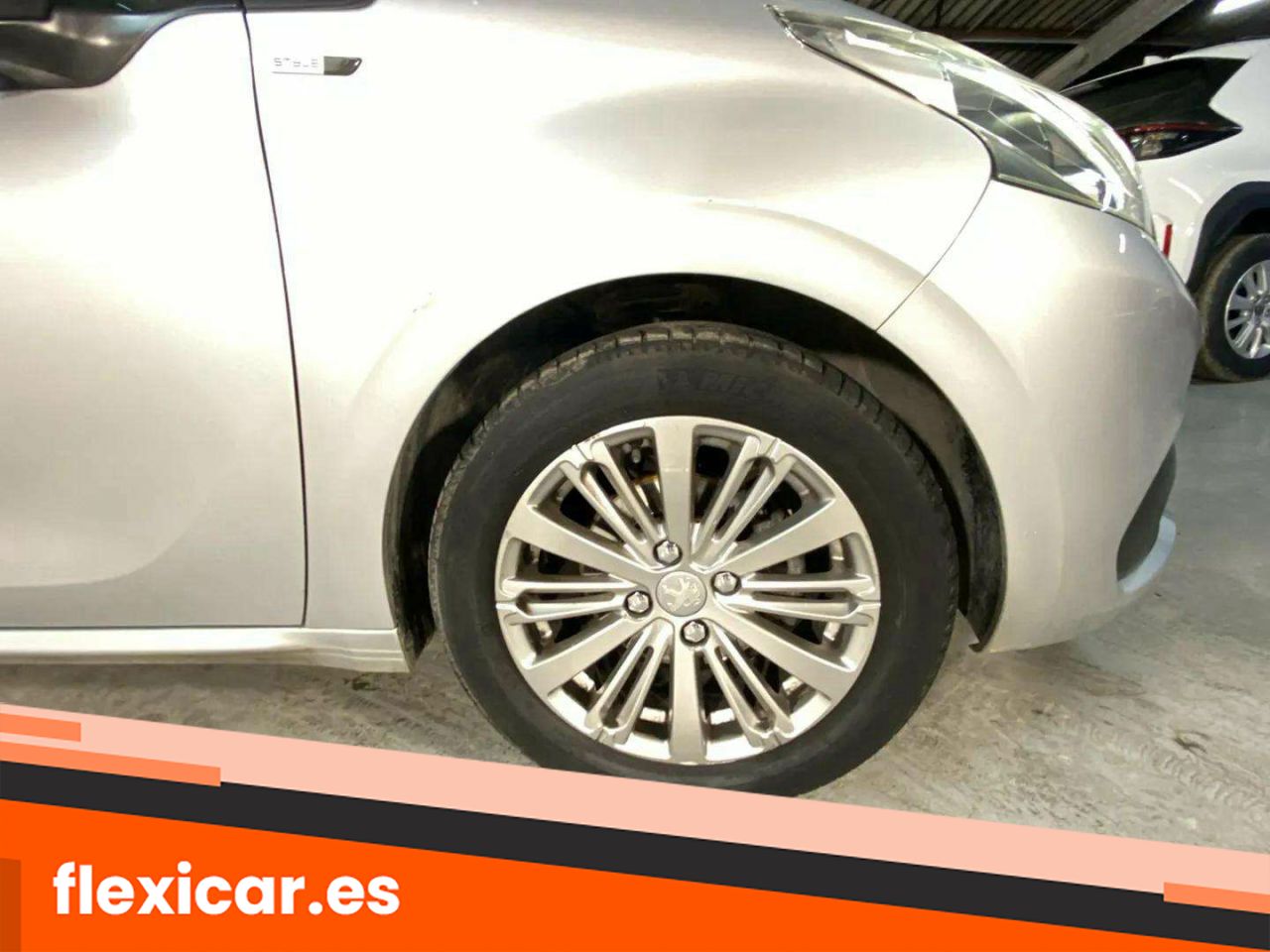 Foto Peugeot 208 28