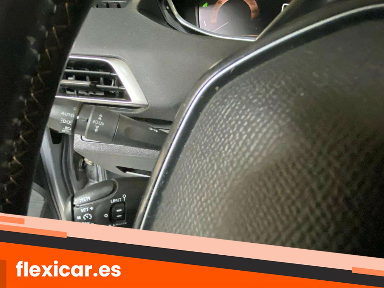 Foto Peugeot 5008 24